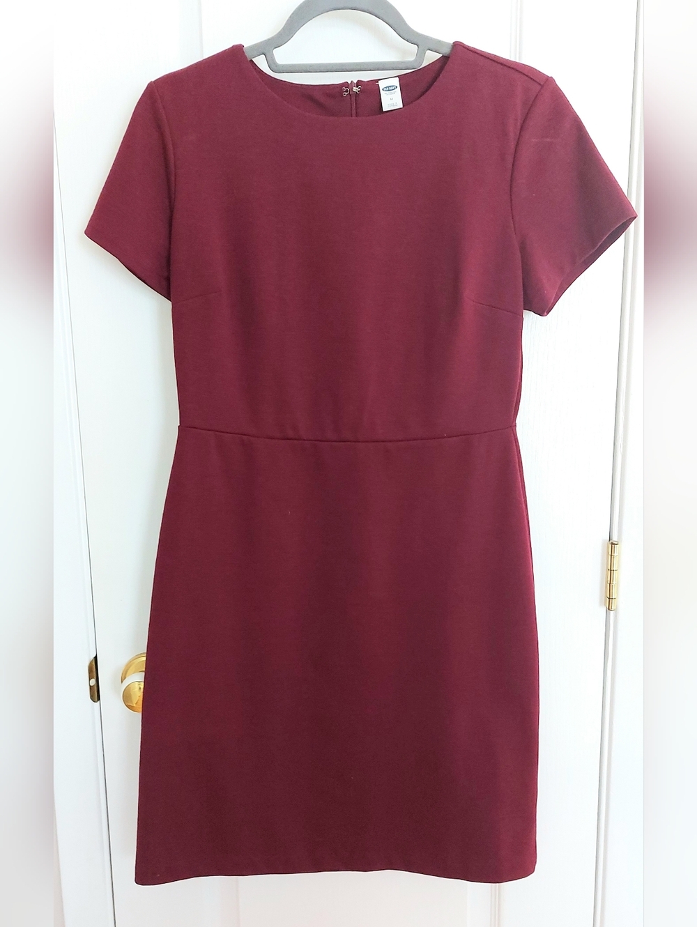 Old Navy Short Sleeve Shift Dress in Wine